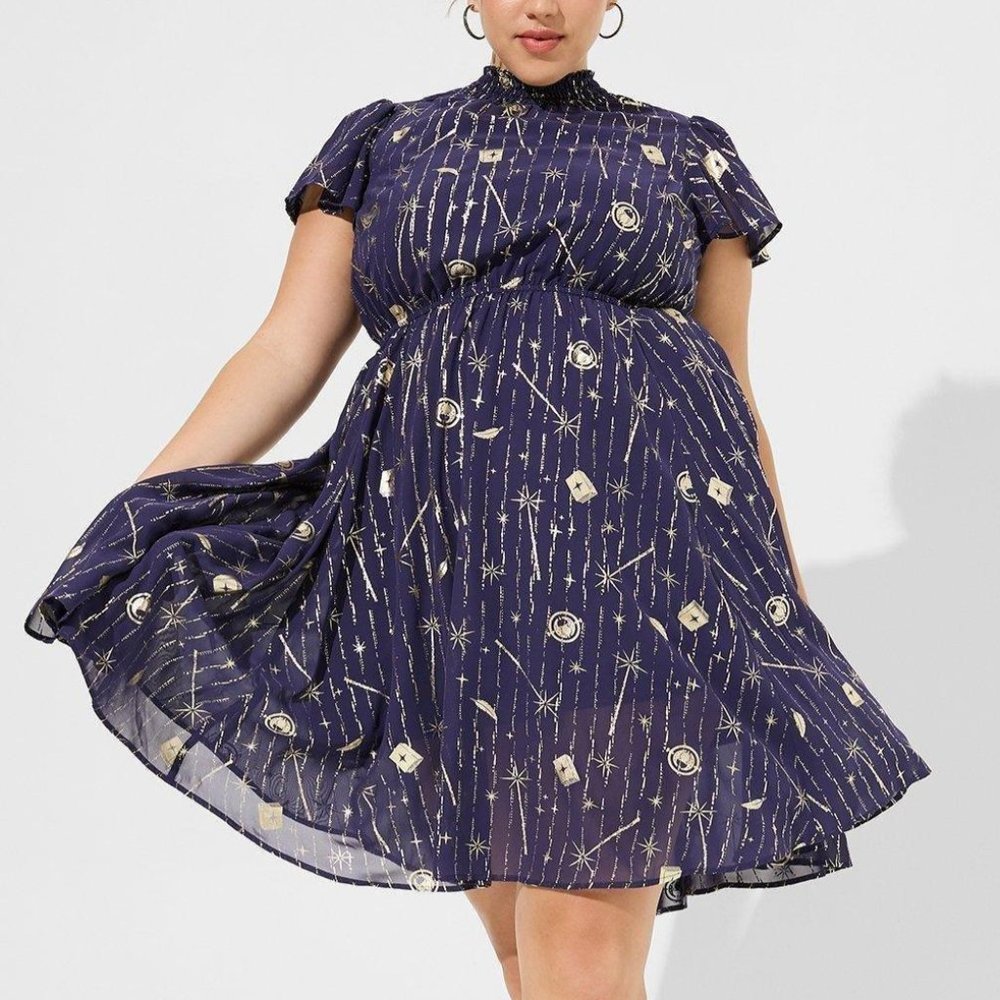 ❤️NWT TORRID HARRY POTTER DRESS - HOGWARTS CHIFFON FLUTTER SLEEVE - PLUS SIZE